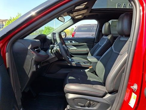 New 2026 Ford Explorer ST AWD/4WD image 6