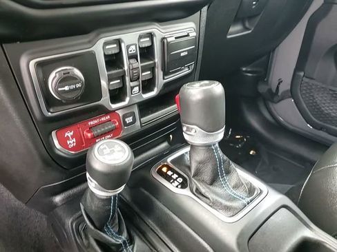 Used 2021 Jeep Wrangler Unlimited Rubicon 4xe w/ Cold Weather Group image 24