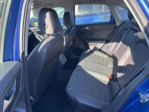 Used 2024 Volkswagen Jetta SE image 8