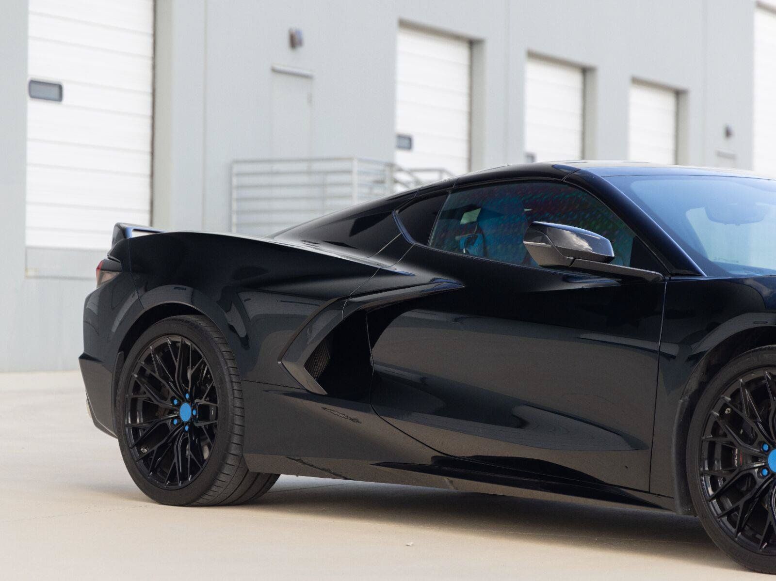 Used 2020 Chevrolet Corvette Stingray Premium Cpe w/ 3LT Preferred Equipment Group RWD image 12
