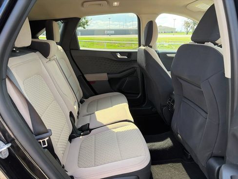 Used 2020 Ford Escape SE FWD image 30