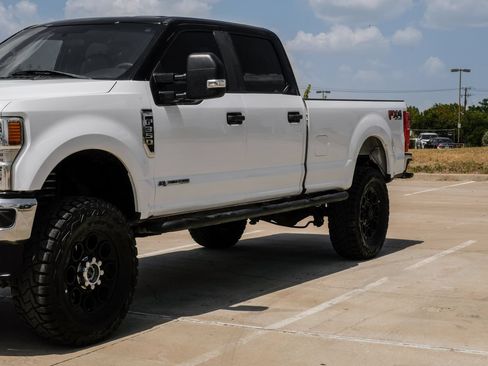 Used 2022 Ford F350 XL w/ Power Equipment Group AWD/4WD image 8