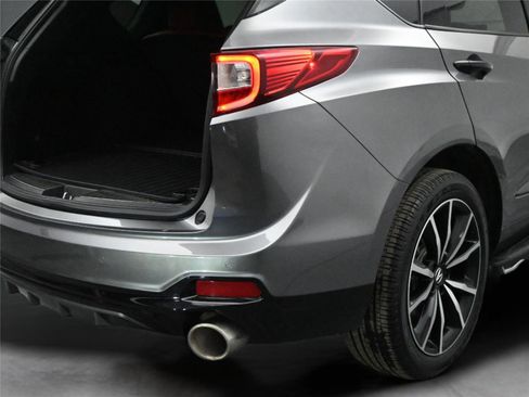 Used 2025 Acura RDX A-Spec image 18