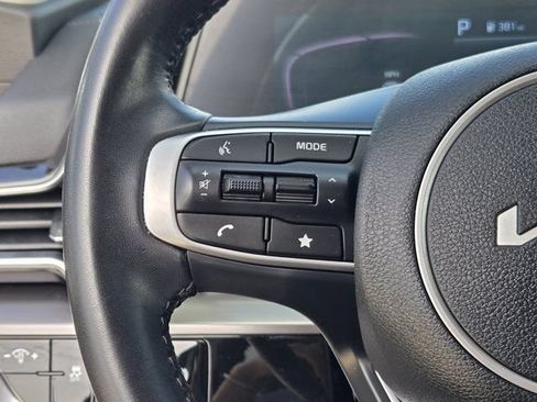 Certified 2024 Kia Sportage EX FWD image 27