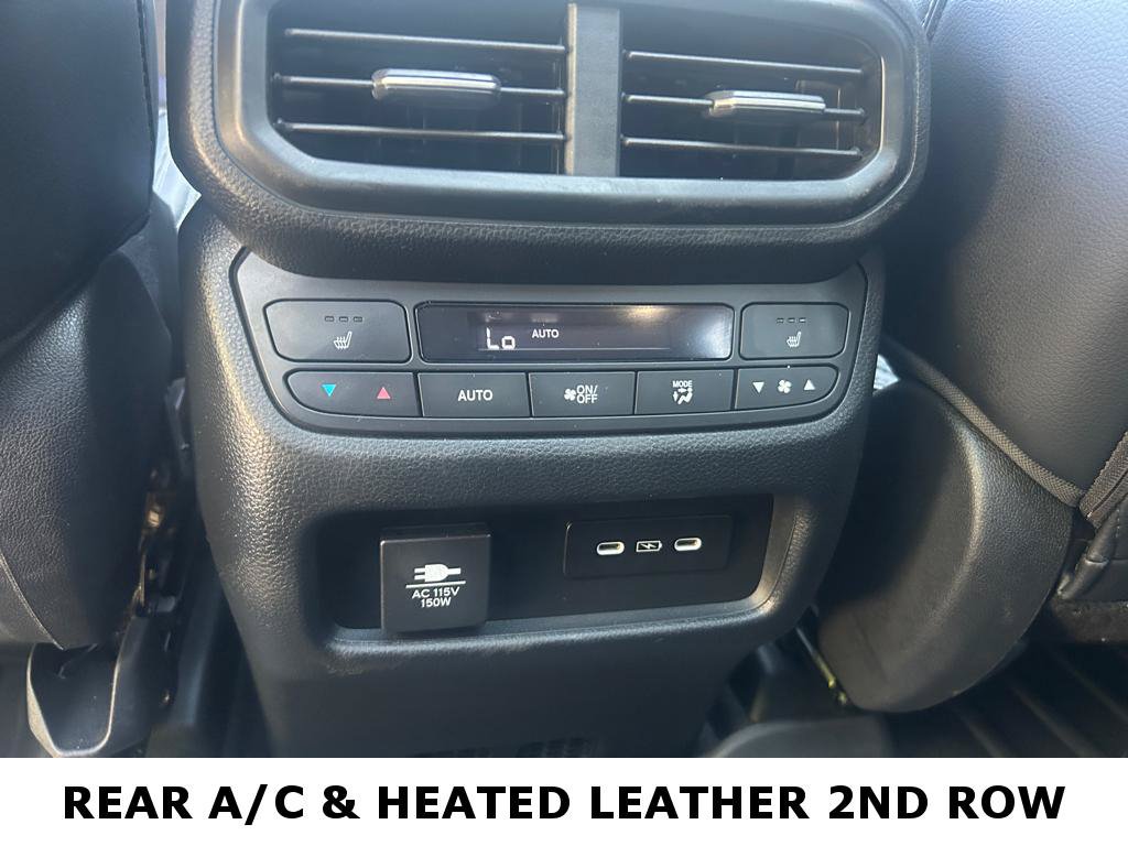 Used 2025 Honda Pilot Elite image 21