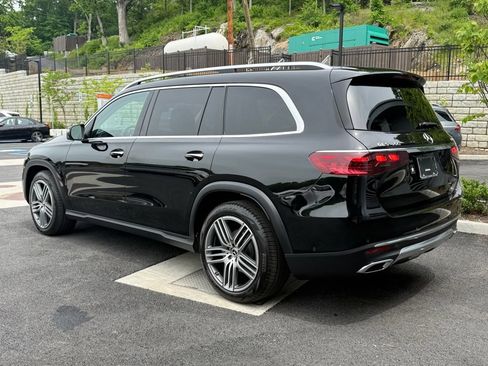 Used 2026 Mercedes-Benz GLS 450 4MATIC image 5