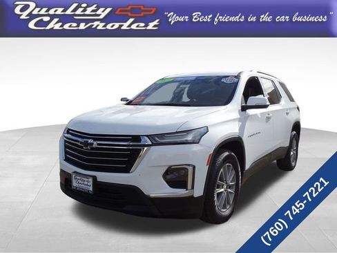 Certified 2023 Chevrolet Traverse LT image 1