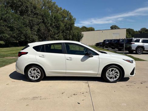 Used 2024 Subaru Impreza 2.0i AWD/4WD image 7