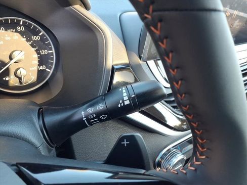 New 2025 Nissan Altima 2.5 SR image 32