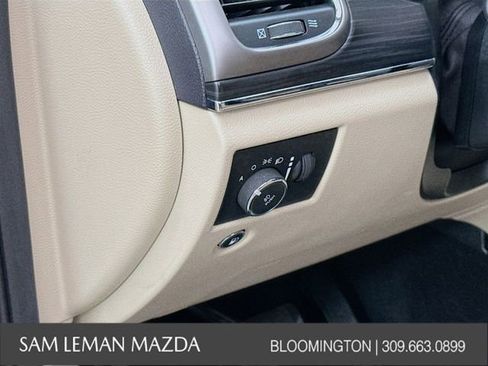 Used 2020 Jeep Grand Cherokee Limited w/ Luxury Group II image 10