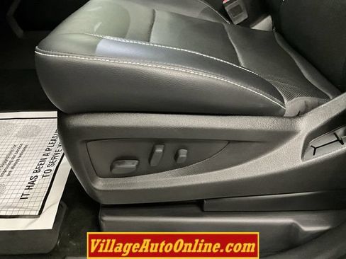 Used 2016 Chevrolet Silverado 1500 LTZ Z71 w/ LTZ Plus Package AWD/4WD image 13