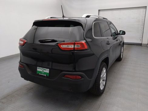 Used 2018 Jeep Cherokee Latitude image 7