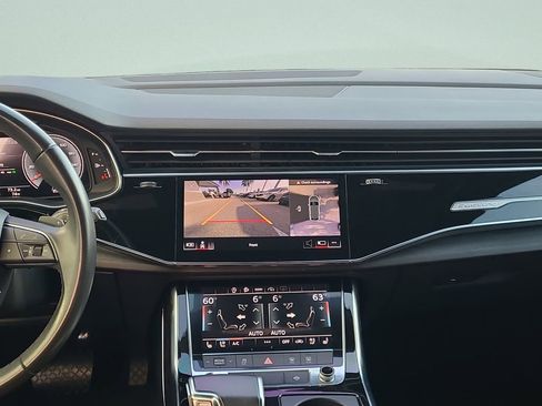 Used 2022 Audi Q8 Premium Plus image 19