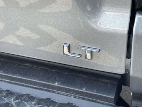 Used 2024 Chevrolet Colorado LT w/ LT Convenience Package image 8