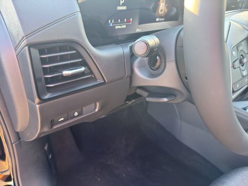 New 2026 Nissan Sentra SV w/ SV Convenience Package FWD image 13