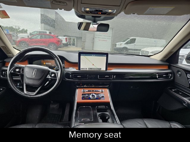 Certified 2020 Lincoln Aviator Reserve w/ Equipment Group 201A AWD/4WD image 15