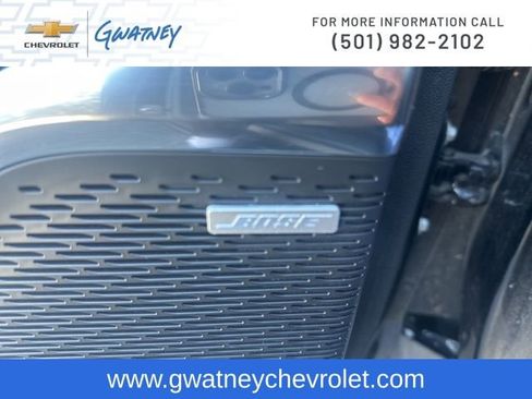 Used 2025 GMC Acadia Elevation image 19