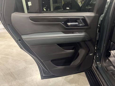 Used 2026 GMC Yukon AT4 w/ AT4 Premium Package AWD/4WD image 30