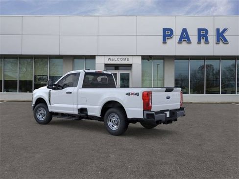 New 2026 Ford F250 XL w/ XL Chrome Package image 5