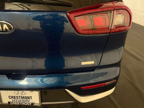 Used 2019 Kia Niro LX image 13