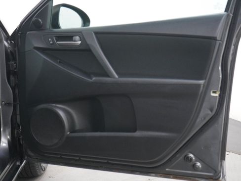 Used 2012 MAZDA MAZDA3 i Touring FWD image 9