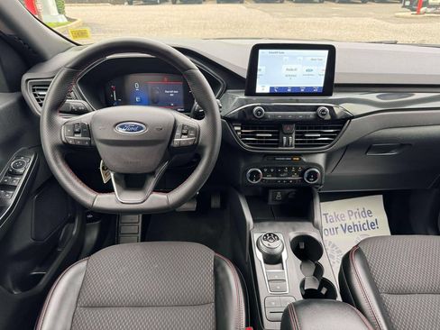 Used 2025 Ford Escape ST-Line Select AWD/4WD image 18