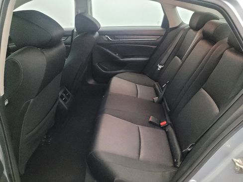 Used 2019 Honda Accord EX image 18