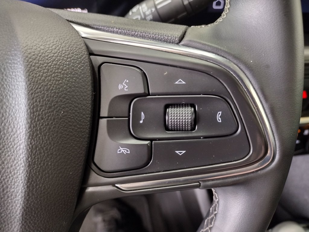 Used 2025 Buick Encore GX Preferred FWD image 22