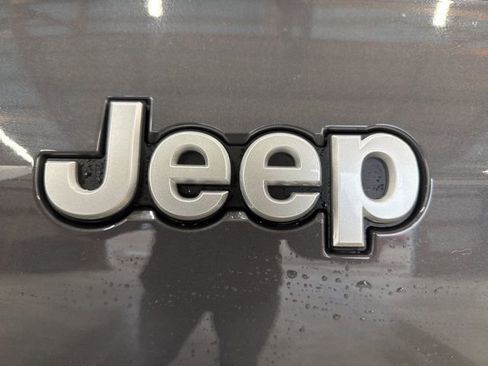 New 2025 Jeep Grand Cherokee L Limited w/ Trailer Tow Package image 40