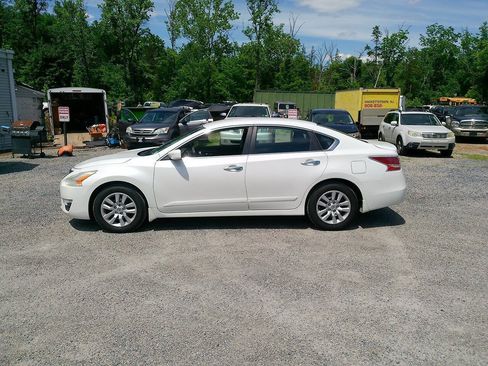 Used 2014 Nissan Altima 2.5 S FWD image 17