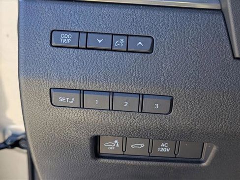 Used 2024 Lexus GX 550 w/ Accessory Package (Z1) image 13