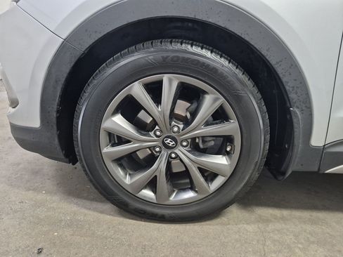 Used 2017 Hyundai Santa Fe Sport w/ Cargo Package FWD image 14