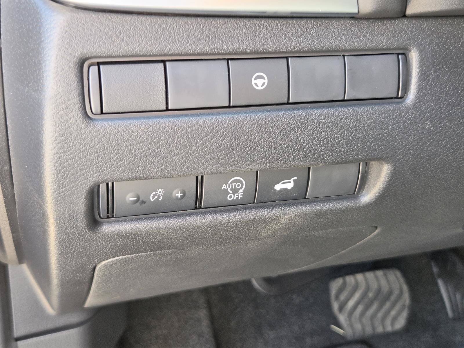 New 2026 Nissan Rogue Dark Armor FWD image 21