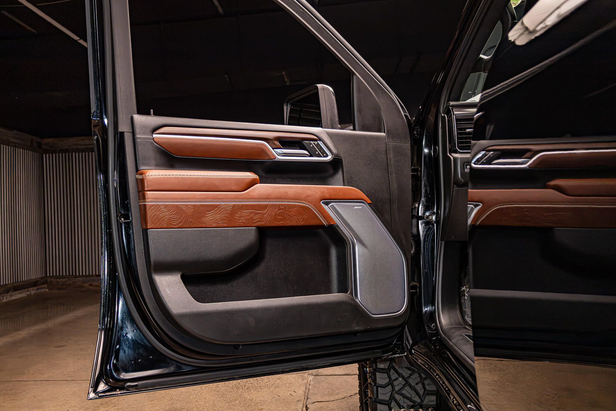 Used 2025 GMC Sierra 2500 Denali Ultimate AWD/4WD image 39