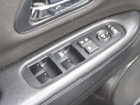 Used 2017 Honda HR-V LX image 10