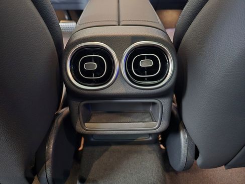 New 2026 Mercedes-Benz GLC 300 4MATIC image 21