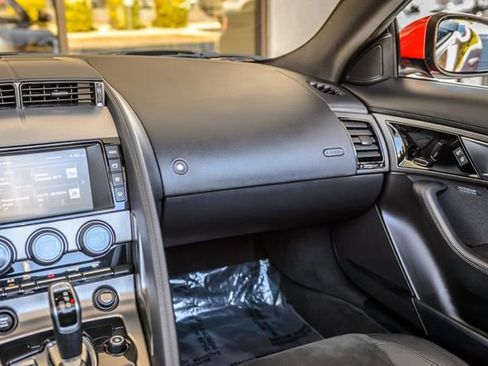 Used 2017 Jaguar F-TYPE Convertible RWD image 40