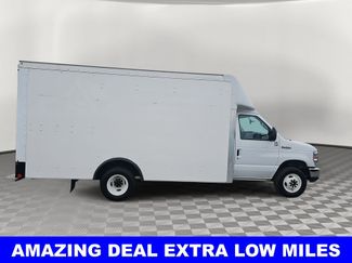 Used 2019 Ford E-450 and Econoline 450 Super Duty w/ Power Windows & Locks Group video 2