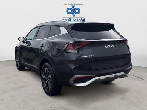 Used 2023 Kia Sportage EX AWD/4WD image 3