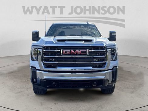 New 2026 GMC Sierra 2500 SLT AWD/4WD image 8