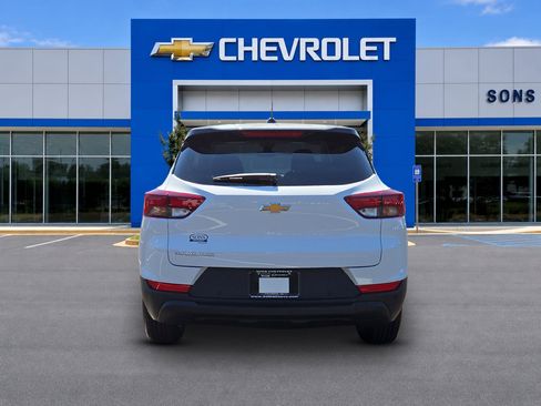 New 2026 Chevrolet TrailBlazer LS w/ LS Convenience Package FWD image 6