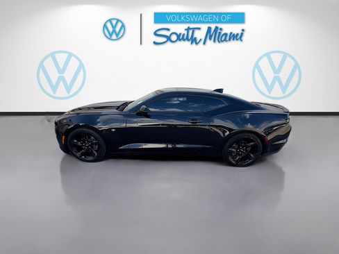 Used 2022 Chevrolet Camaro LT w/ RS Package image 4