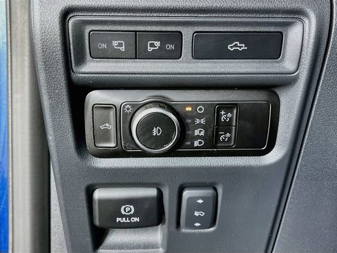 Used 2023 Ford F150 Lariat w/ Equipment Group 502A High AWD/4WD image 11