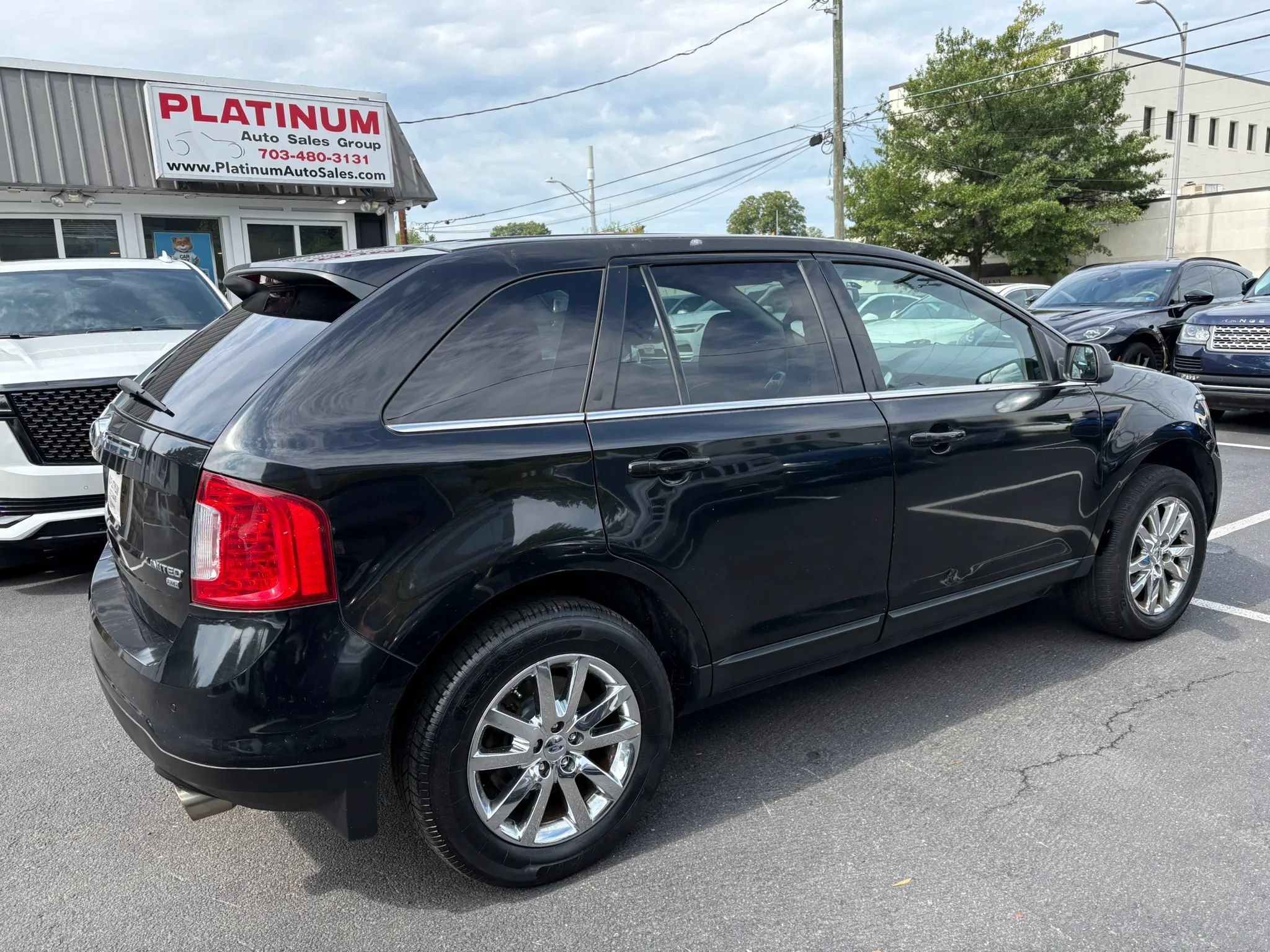 Used 2013 Ford Edge Limited AWD/4WD image 9