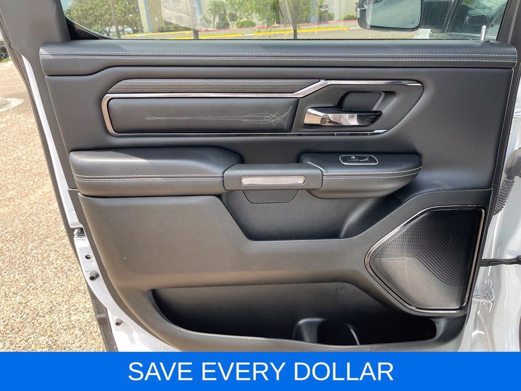 Used 2022 RAM 1500 Limited AWD/4WD image 19