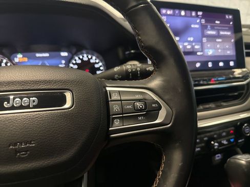 Used 2022 Jeep Compass Limited image 26