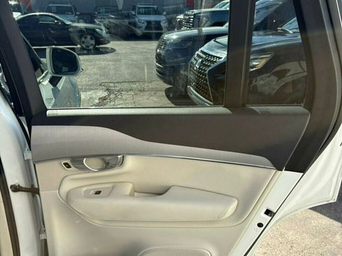 Used 2024 Volvo XC90 B5 Core w/ Protection Package Premier image 19