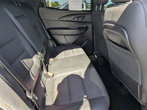 Used 2023 Chevrolet TrailBlazer RS w/ Convenience Package image 13