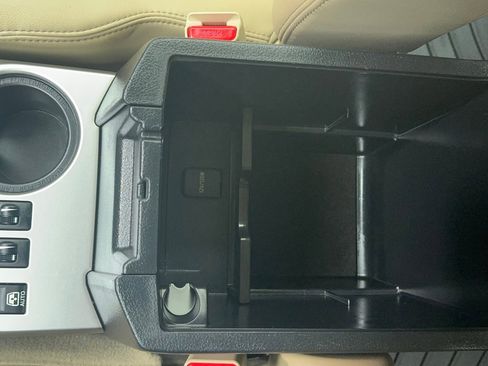 Used 2021 Toyota 4Runner SR5 Premium w/ Moonroof Package image 27