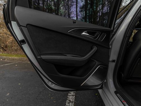 Used 2017 Audi S6 Prestige w/ S6 Sport Package image 59